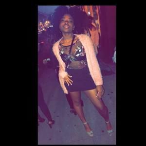 Meet your Posher, Domynique